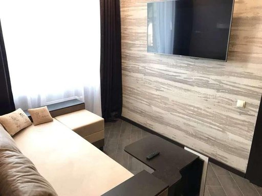 Продажа 3 кімнатної квартири на Центральна вулиця 23