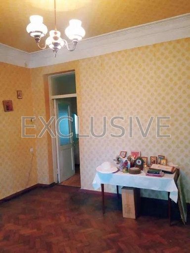 Продажа 3 кімнатної квартири на улица Евгения Коновальца 17