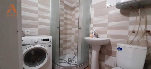 Продажа 2 кімнатної квартири на проспект Леся Курбаса 9-Г