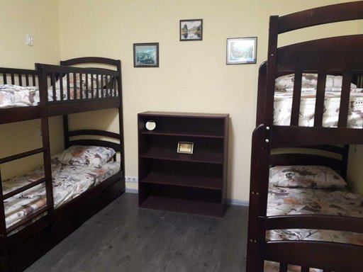 Продажа 3 кімнатної квартири на Русанівський бульвар 11
