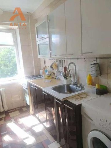 Продажа 2 кімнатної квартири на Щаслива вулиця 146
