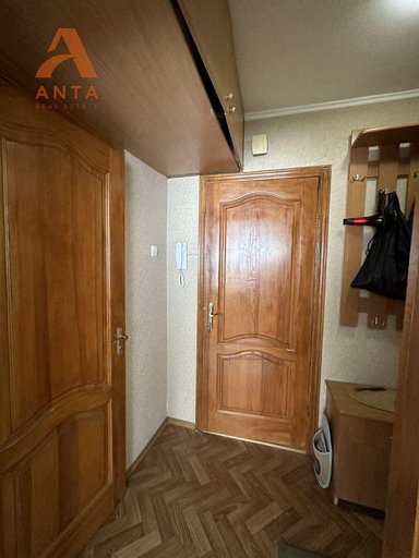 Продажа 1 кімнатної квартири на вулиця Байди-Вишневецького 52