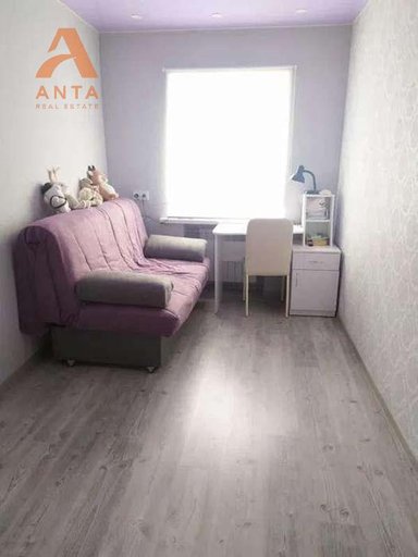 Продажа 3 кімнатної квартири на Кооперативна вулиця 10