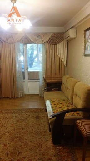 Продажа 3 кімнатної квартири на Диканський провулок 3