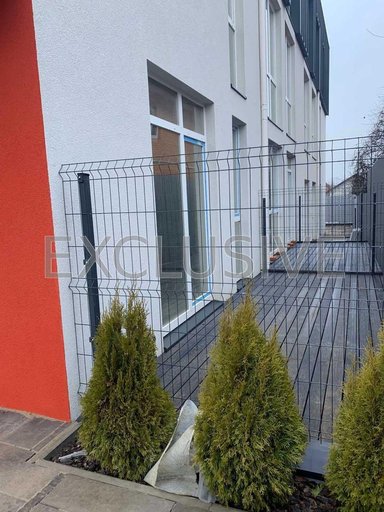 Продажа 1 кімнатної квартири на улица Юлии Здановской 85-Б