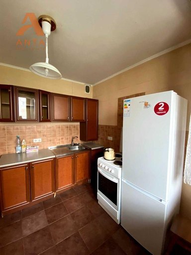 Продажа 1 кімнатної квартири на улица Богдана Хмельницкого 37