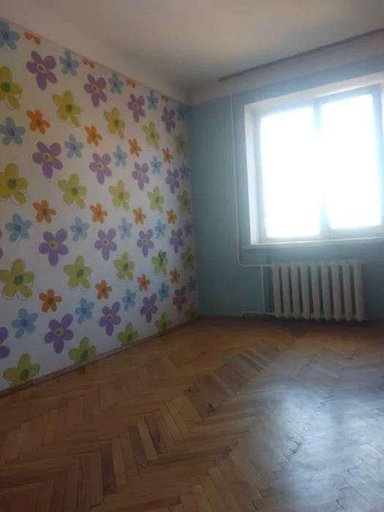 Продажа 3 кімнатної квартири на Лаврська вулиця 13