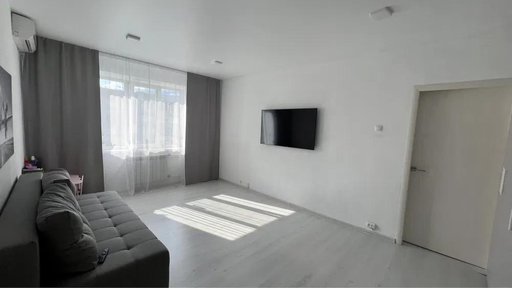 Продажа 1 кімнатної квартири на улица Януша Корчака 35
