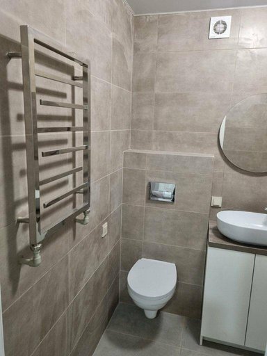 Продажа 2 кімнатної квартири на Замковецька вулиця 54