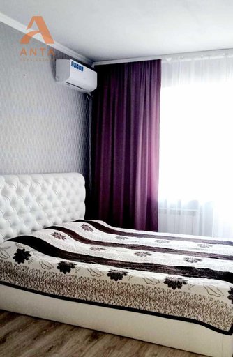 Продажа 3 кімнатної квартири на Терещенківська вулиця 5