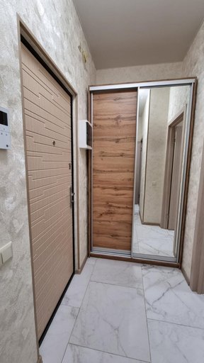Продажа 1 кімнатної квартири на 4-та вулиця 5