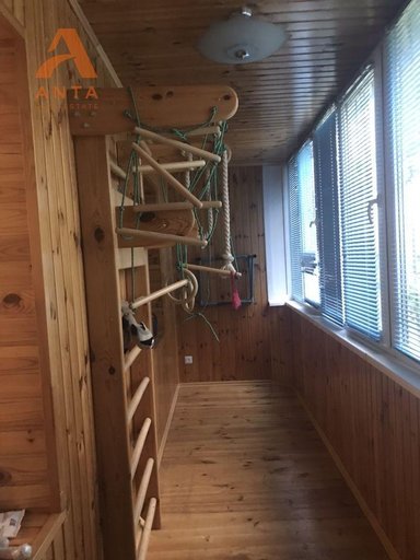 Продажа 3 кімнатної квартири на вулиця Олексія Береста 5