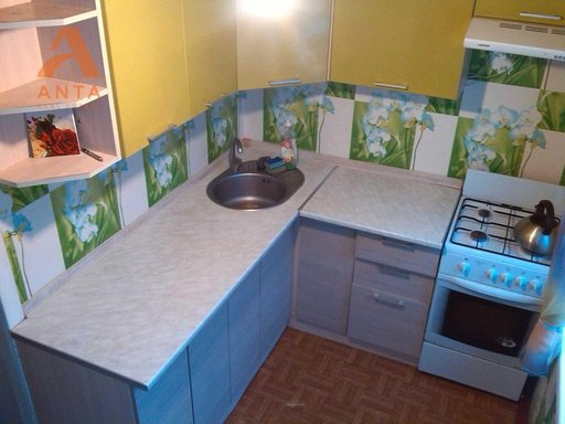 Продажа 1 кімнатної квартири на Звіринецький провулок 10