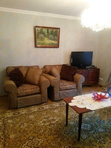 Продажа 3 кімнатної квартири на улица Крещатик 2