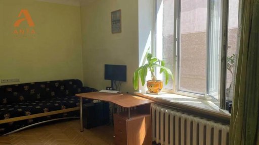 Продажа 3 кімнатної квартири на улица Академика Доброхотова 6