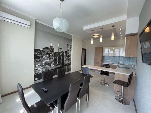 Продажа 2 кімнатної квартири на Абрикосова вулиця 5