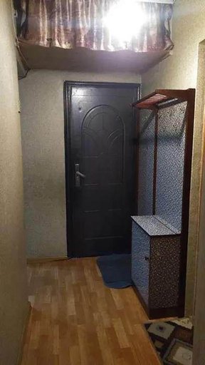 Продажа 1 кімнатної квартири на Ясинуватський провулок 10