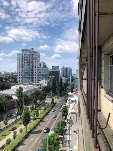 Продажа 1 кімнатної квартири на вулиця Богдана Хмельницького 45