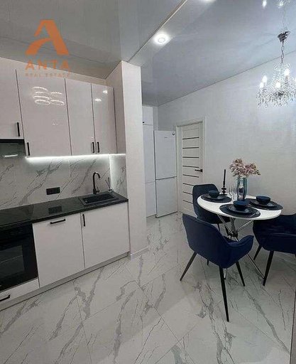 Продажа 2 кімнатної квартири на Західна вулиця 14
