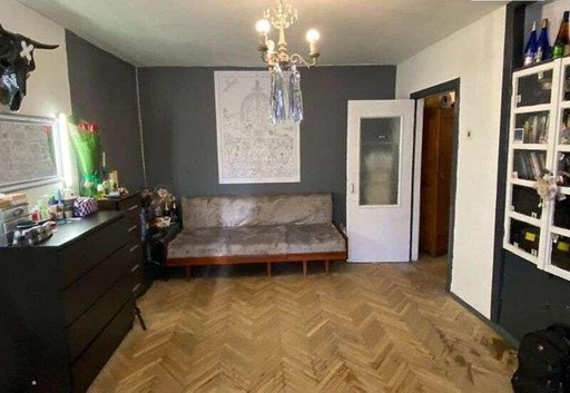 Продажа 2 кімнатної квартири на Альпійська вулиця 40