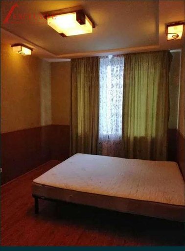 Продажа 3 кімнатної квартири на улица Академика Ефремова 3