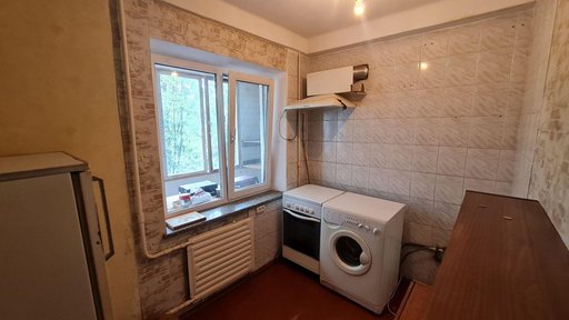 Продажа 2 кімнатної квартири на Отрадный проспект 39