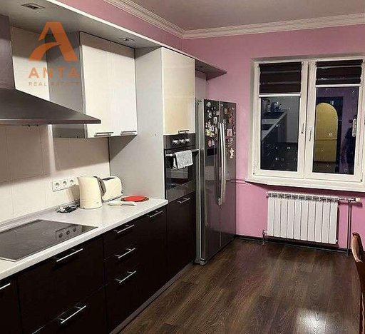 Продажа 3 кімнатної квартири на Мала Житомирська вулиця 10