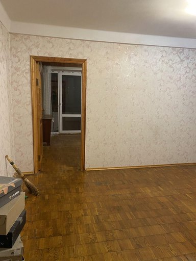 Продажа 3 кімнатної квартири на Гуцульська вулиця 69