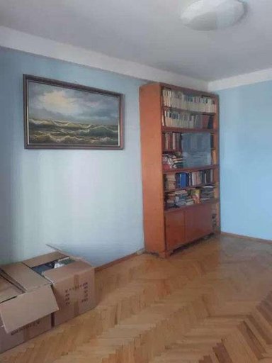 Продажа 3 кімнатної квартири на Лаврська вулиця 13