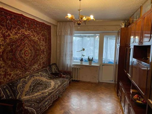 Продажа 2 кімнатної квартири на Берестейский проспект 9