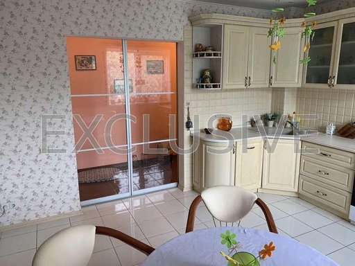 Продажа 3 кімнатної квартири на улица Щусева 33
