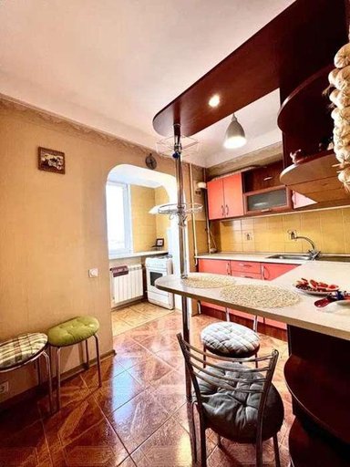 Продажа 2 кімнатної квартири на вулиця Вітряні Гори 6-А