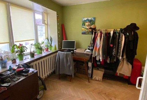 Продажа 2 кімнатної квартири на Альпійська вулиця 40