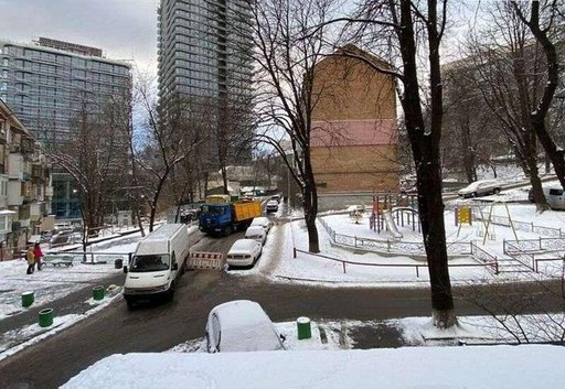 Продажа 2 кімнатної квартири на Альпійська вулиця 40