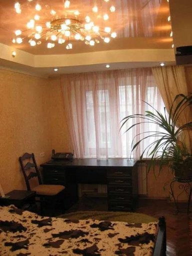 Продажа 2 кімнатної квартири на Квіткова вулиця 80