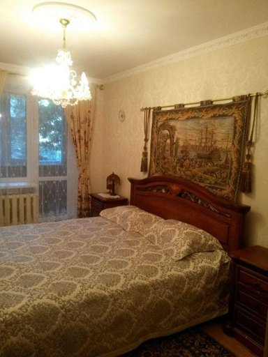 Продажа 3 кімнатної квартири на улица Крещатик 2