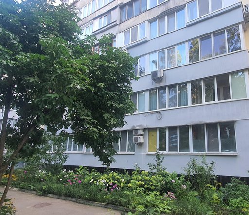 Продажа 3 кімнатної квартири на Зоологическая улица 6