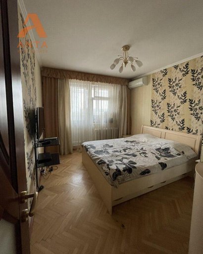 Продажа 3 кімнатної квартири на вулиця Кучмин Яр 23