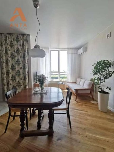 Продажа 2 кімнатної квартири на Ясна вулиця 16