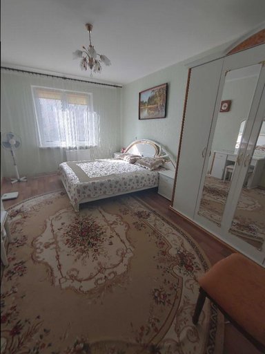 Продажа 2 кімнатної квартири на Почаївська вулиця 6