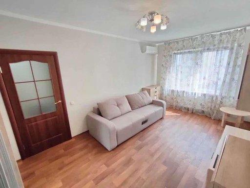 Продажа 1 кімнатної квартири на вулиця Старицького 1