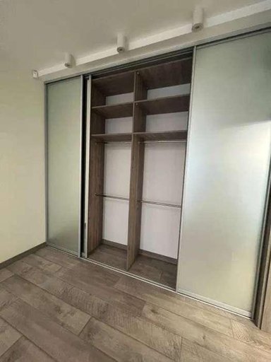 Продажа 2 кімнатної квартири на проспект Повітряних Сил 11