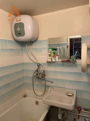 Продажа 2 кімнатної квартири на Коломийський провулок 20