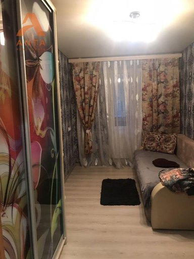 Продажа 3 кімнатної квартири на Новопирогівська вулиця 31