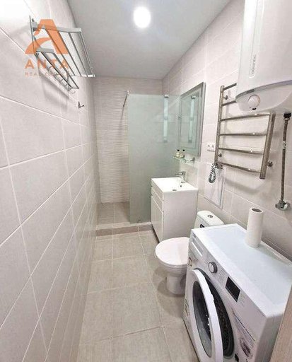Продажа 1 кімнатної квартири на Лугова вулиця 42