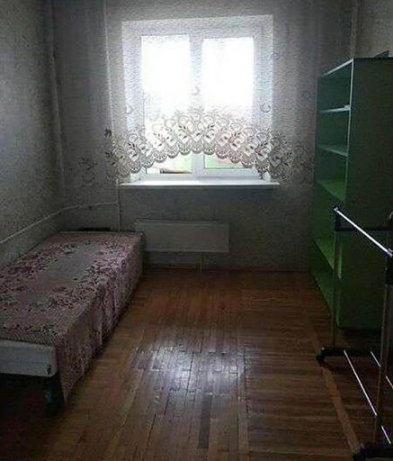 Продажа 4 кімнатної квартири на Нововокзальна вулиця 65