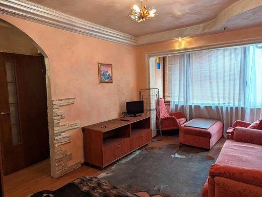 Продажа 1 кімнатної квартири на Михайлівський провулок 14