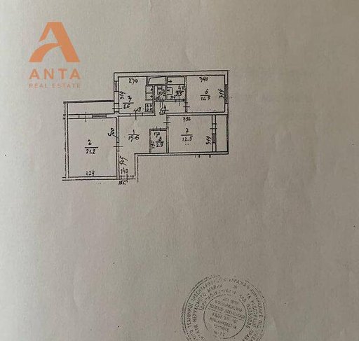 Продажа 3 кімнатної квартири на Ясна вулиця 38