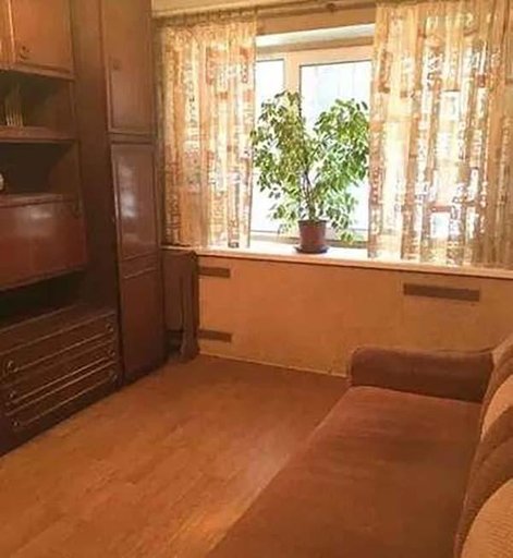 Продажа 3 кімнатної квартири на Набережно-Хрещатицька вулиця 11