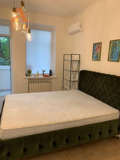 Продажа 2 кімнатної квартири на Кирилівська вулиця 66
